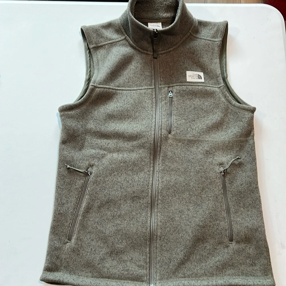 North Face‎ - men’s, unisex army green fleece vest, small